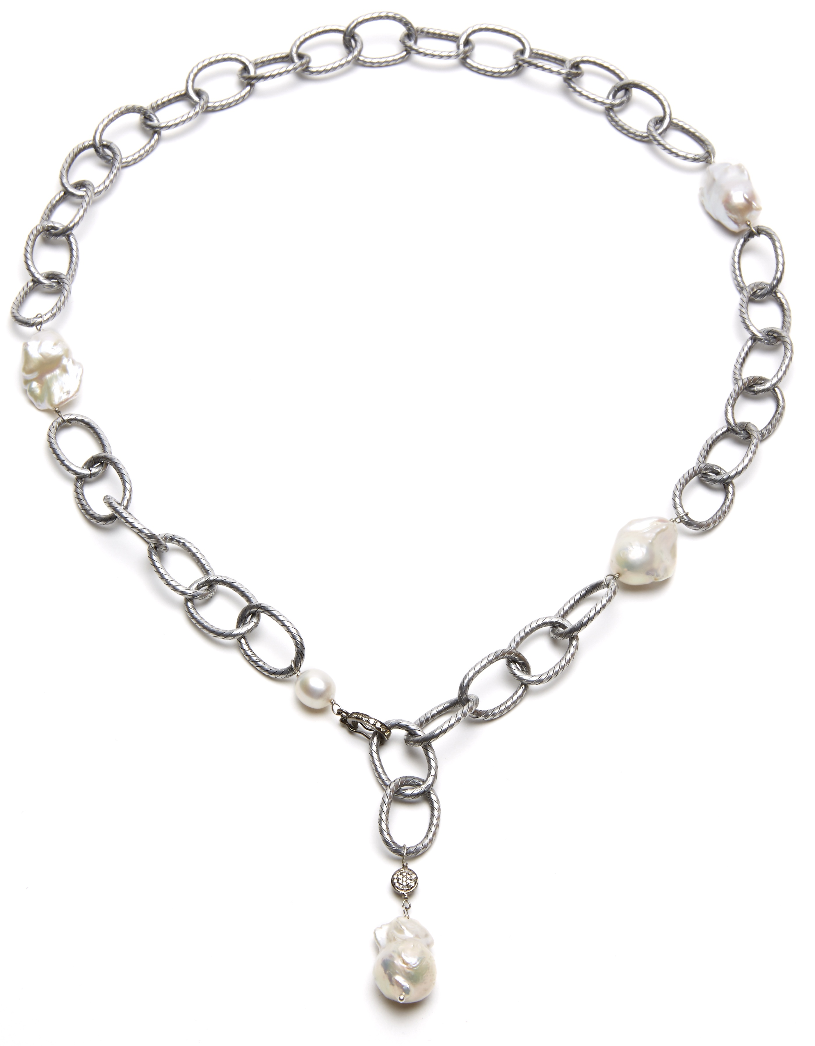 Lisa Mackey: Aluminum chain, diamonds, Baroque pearls